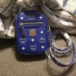 Crossbody bag
